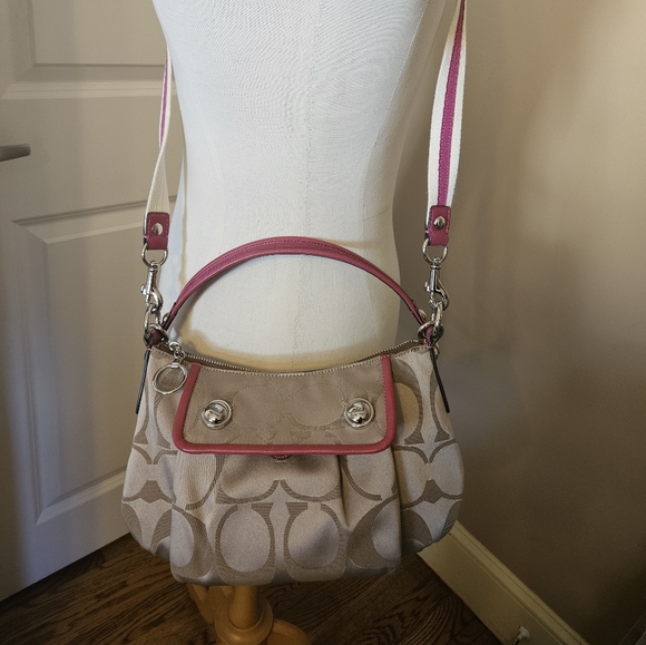 Coach poppy signature sateen groovy crossbody/handbag with dust bag - Picture 8 of 9